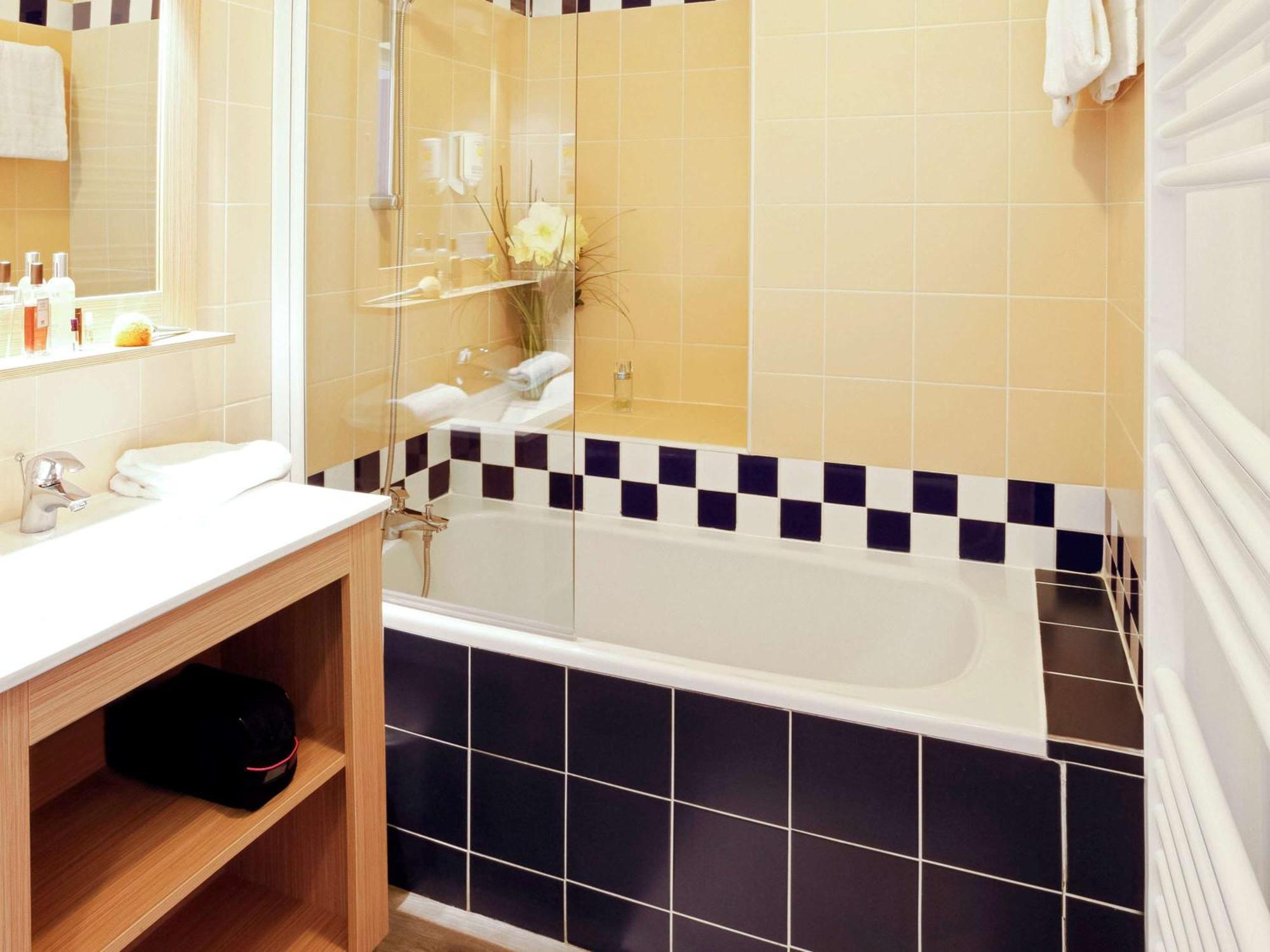 Aparthotel Adagio Access Marseille Prado Perier Bagian luar foto