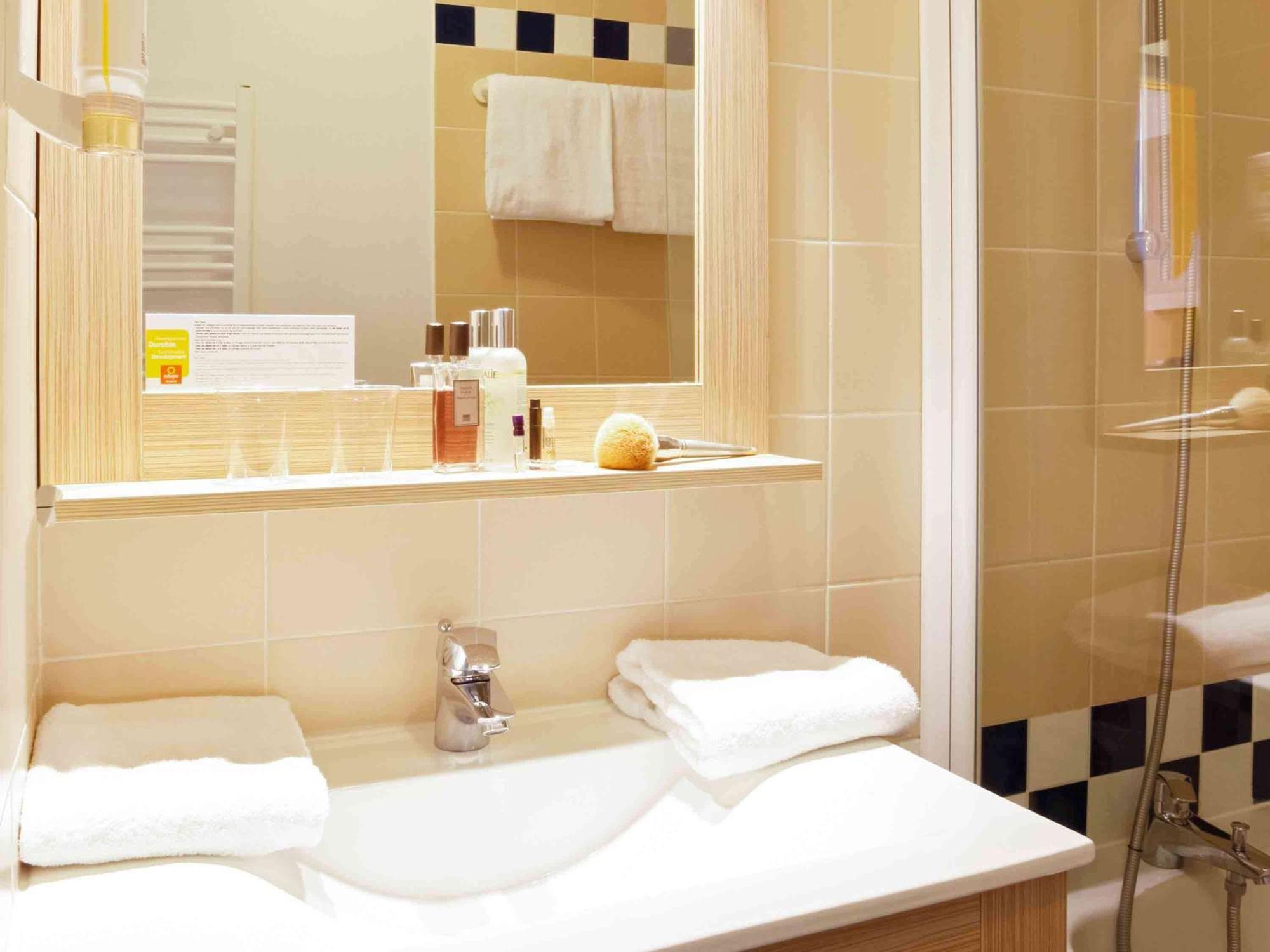 Aparthotel Adagio Access Marseille Prado Perier Bagian luar foto