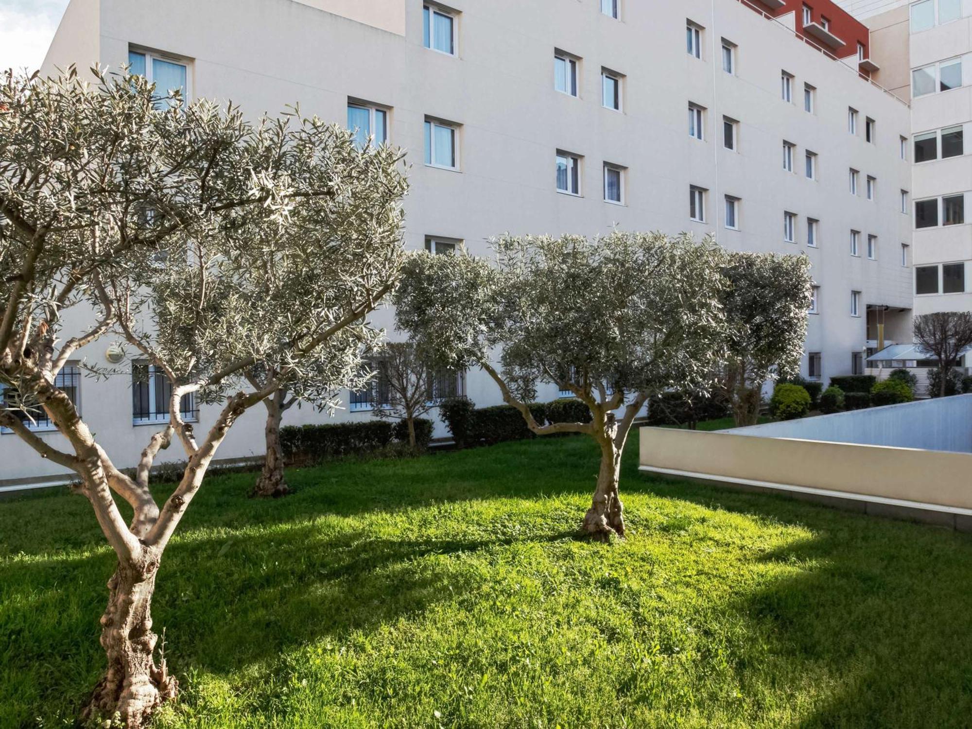 Aparthotel Adagio Access Marseille Prado Perier Bagian luar foto
