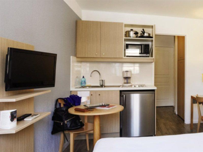 Aparthotel Adagio Access Marseille Prado Perier Bagian luar foto