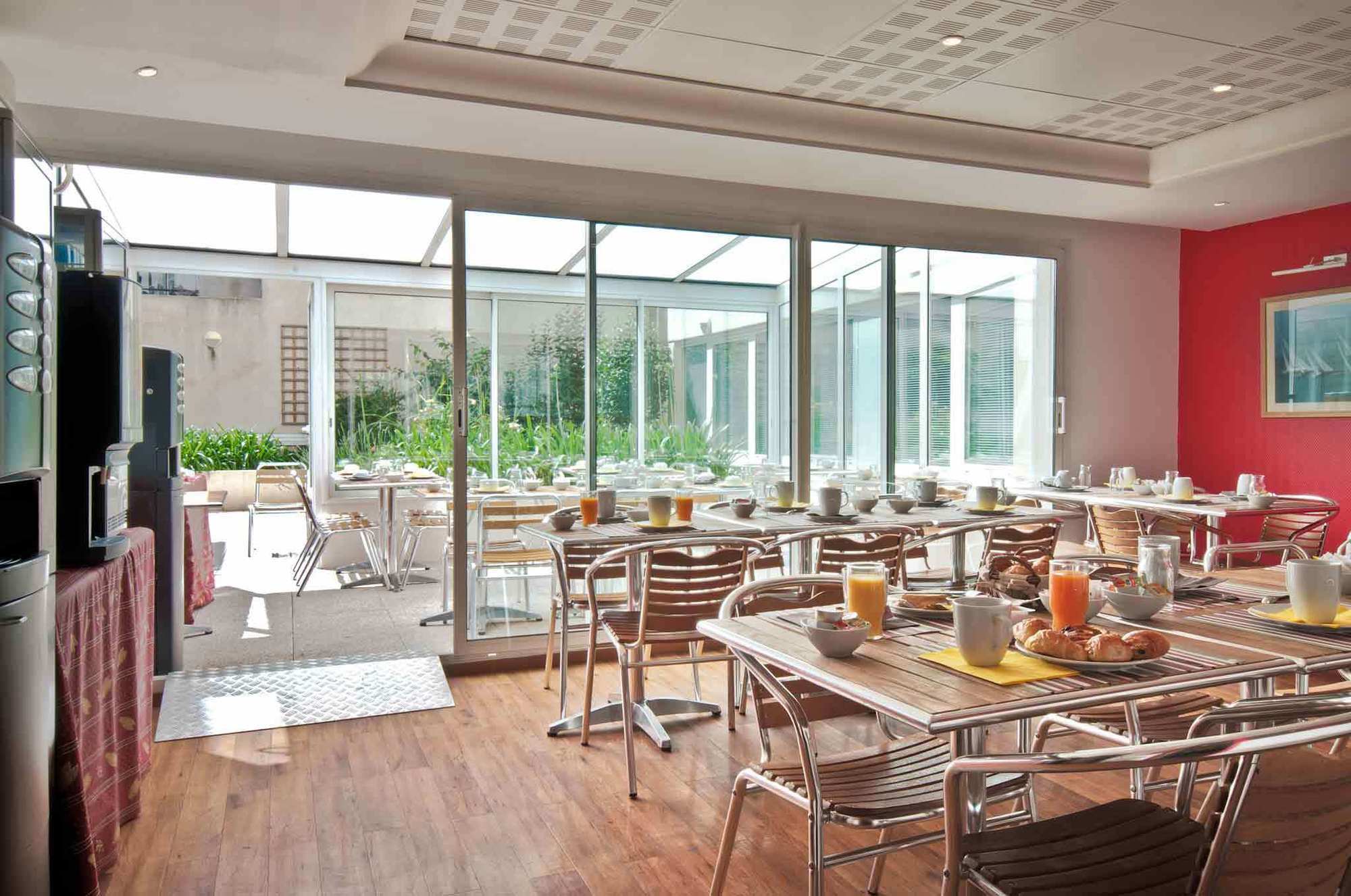 Aparthotel Adagio Access Marseille Prado Perier Bagian luar foto