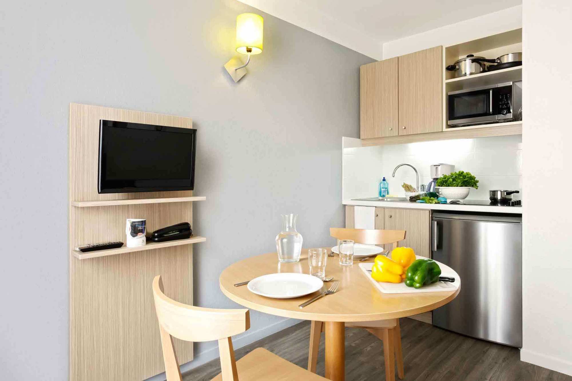 Aparthotel Adagio Access Marseille Prado Perier Bagian luar foto
