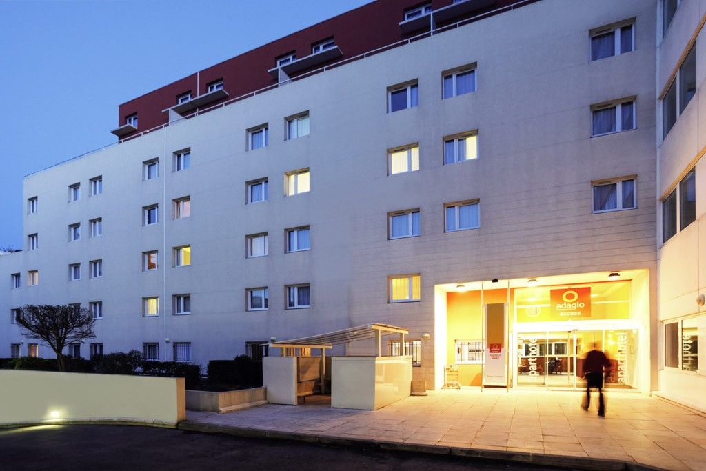 Aparthotel Adagio Access Marseille Prado Perier Bagian luar foto
