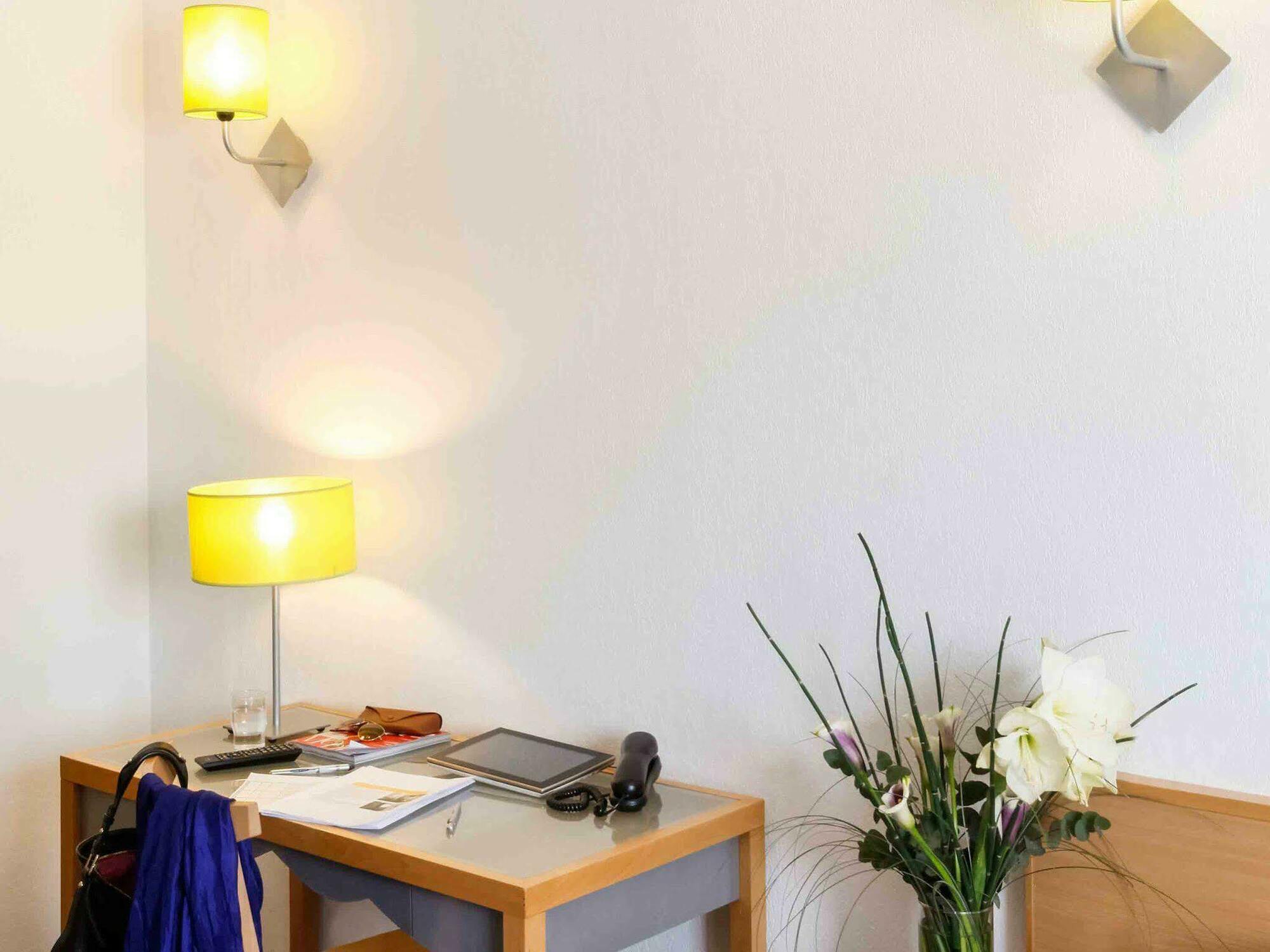 Aparthotel Adagio Access Marseille Prado Perier Bagian luar foto